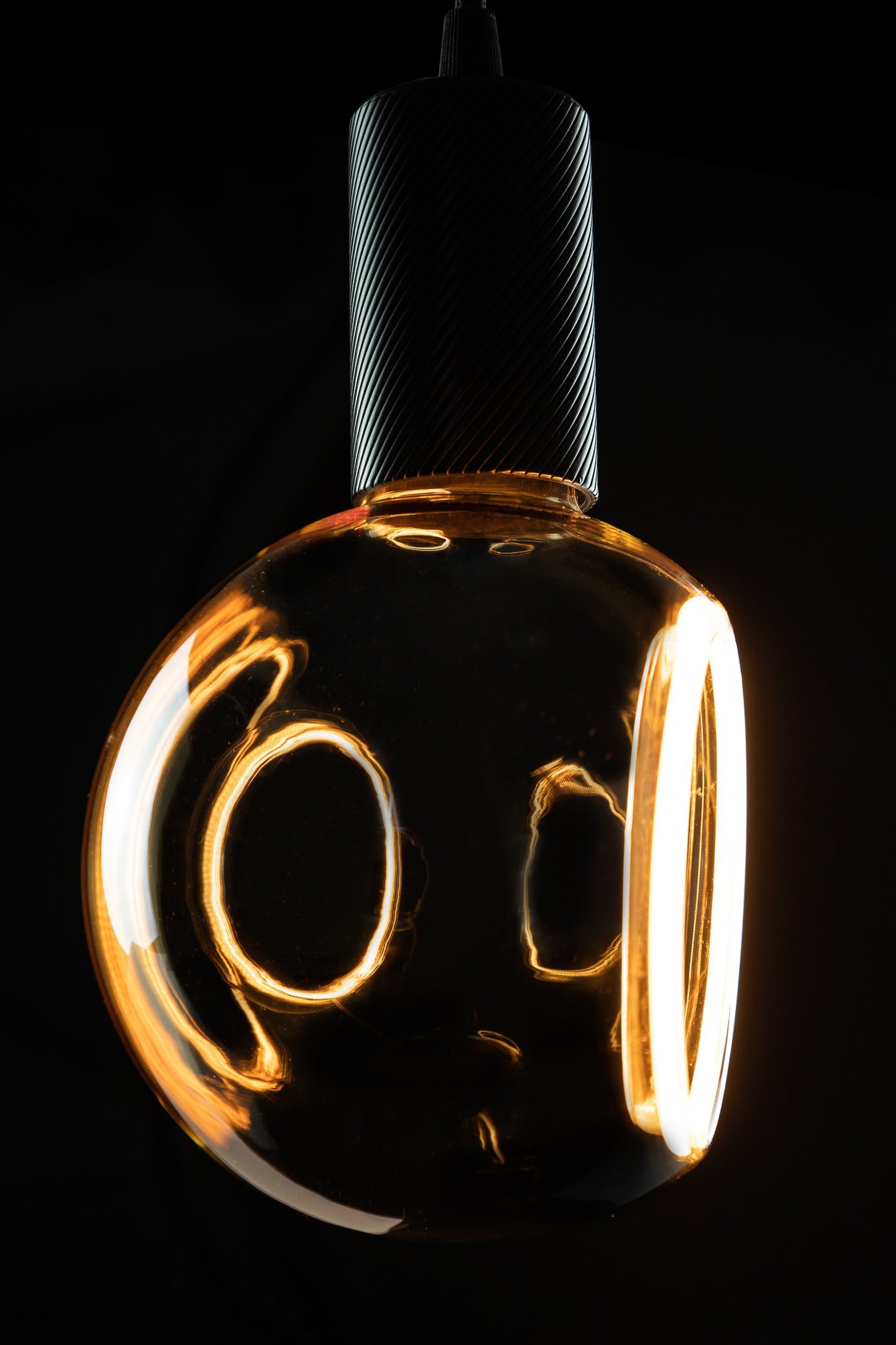 LED Žarnica SEGULA Floating Globus 150 Zlata 90°