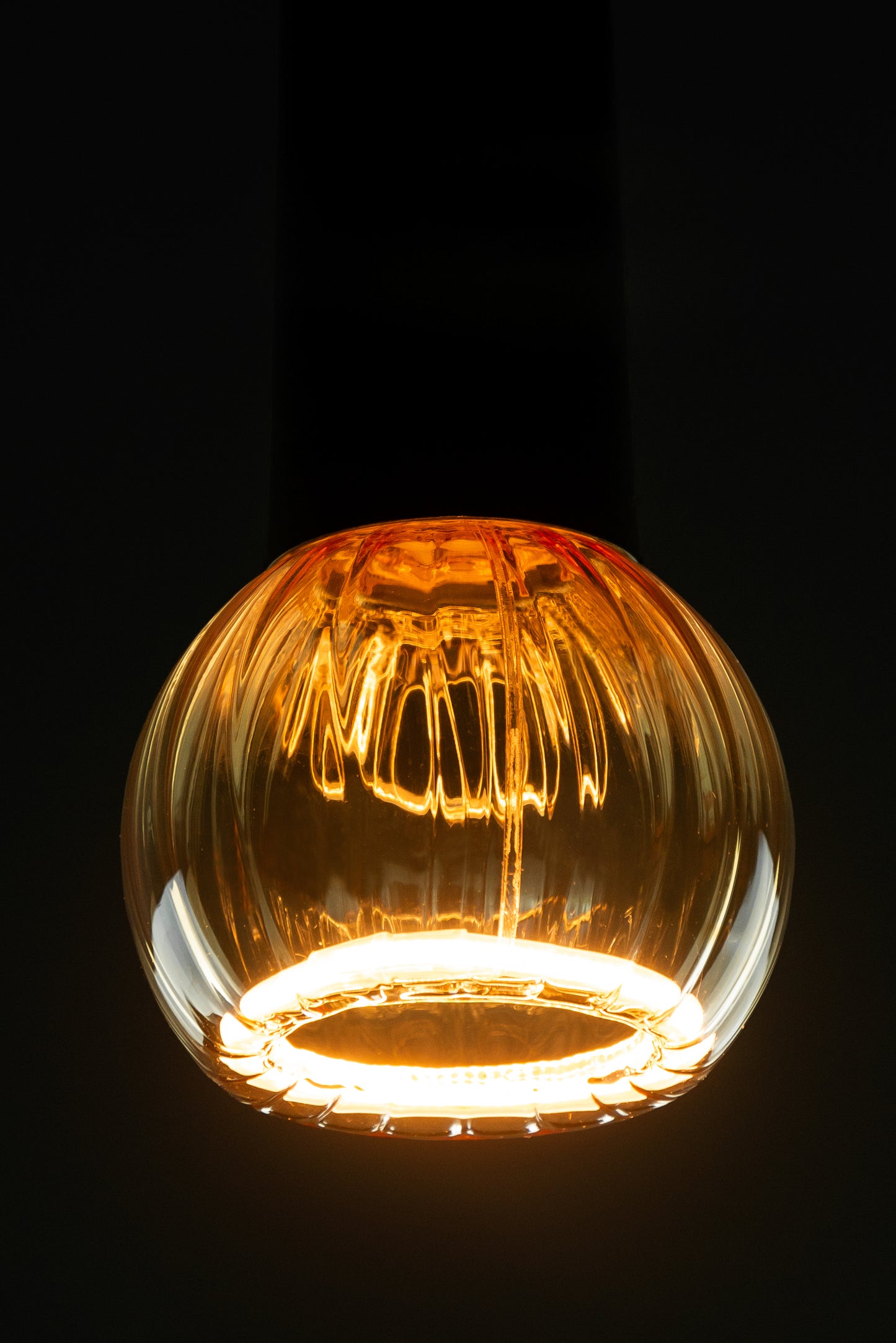 LED Žarnica SEGULA Floating Globus 80 Ravna Zlata