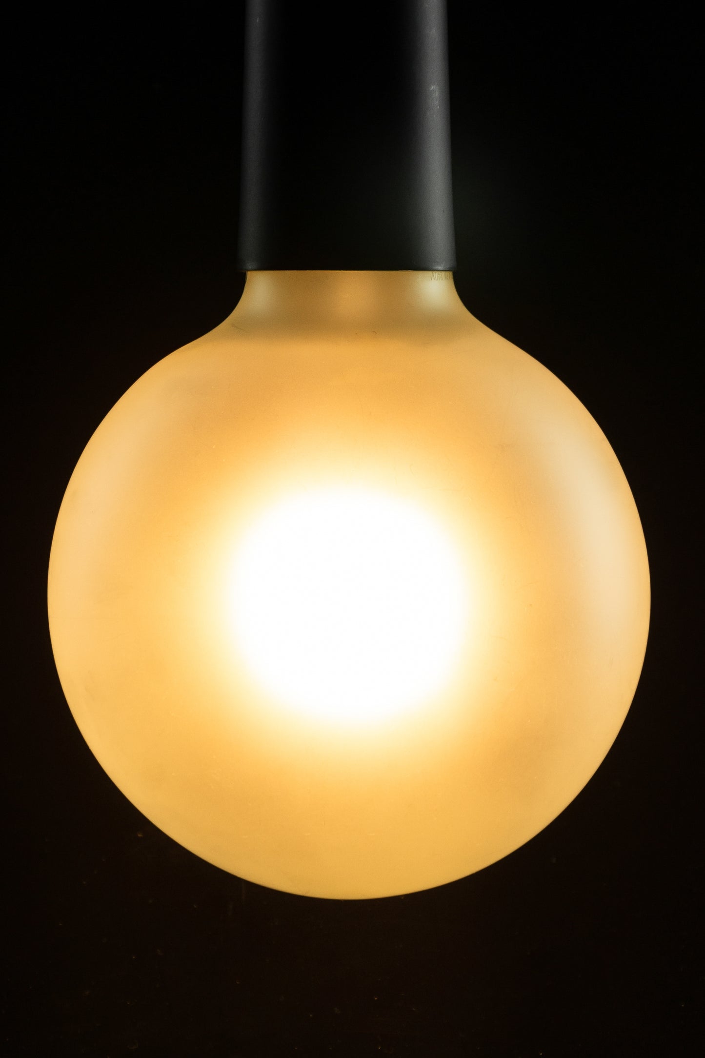 LED Žarnica SEGULA Globus 125 Satin