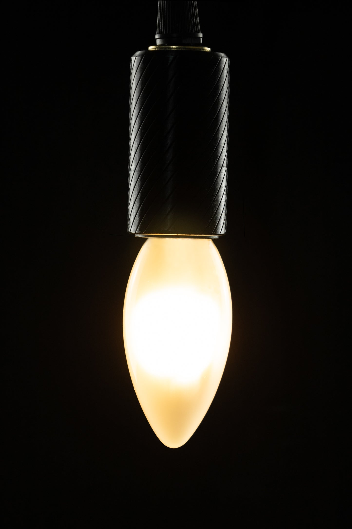 LED Žarnica SEGULA Sveča 24V Satin